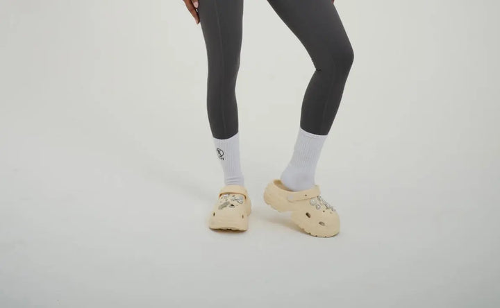 Lunar slides - Kitty Activewear