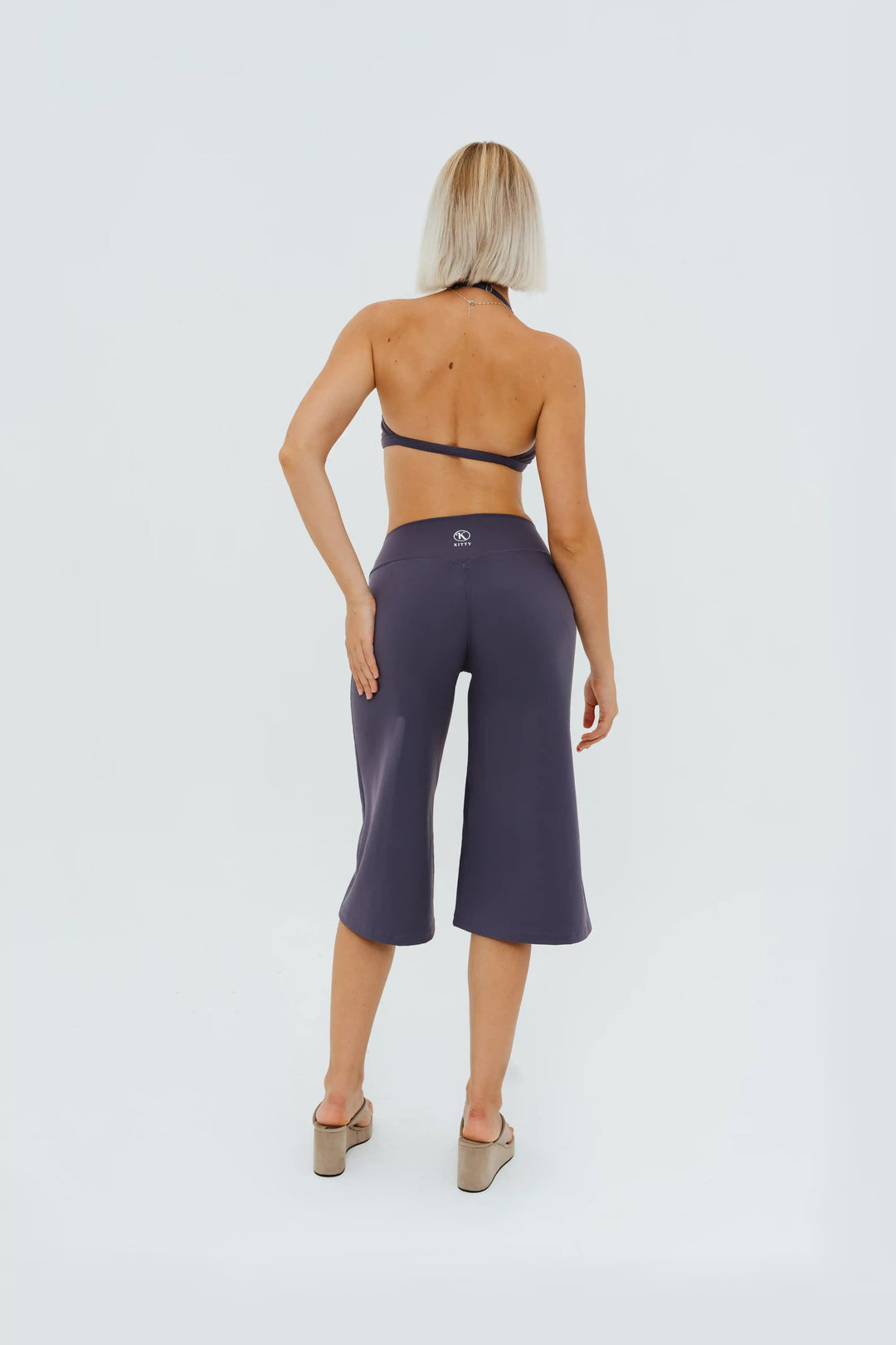 Sculpt Capri Flare Pants Kitty Activewear