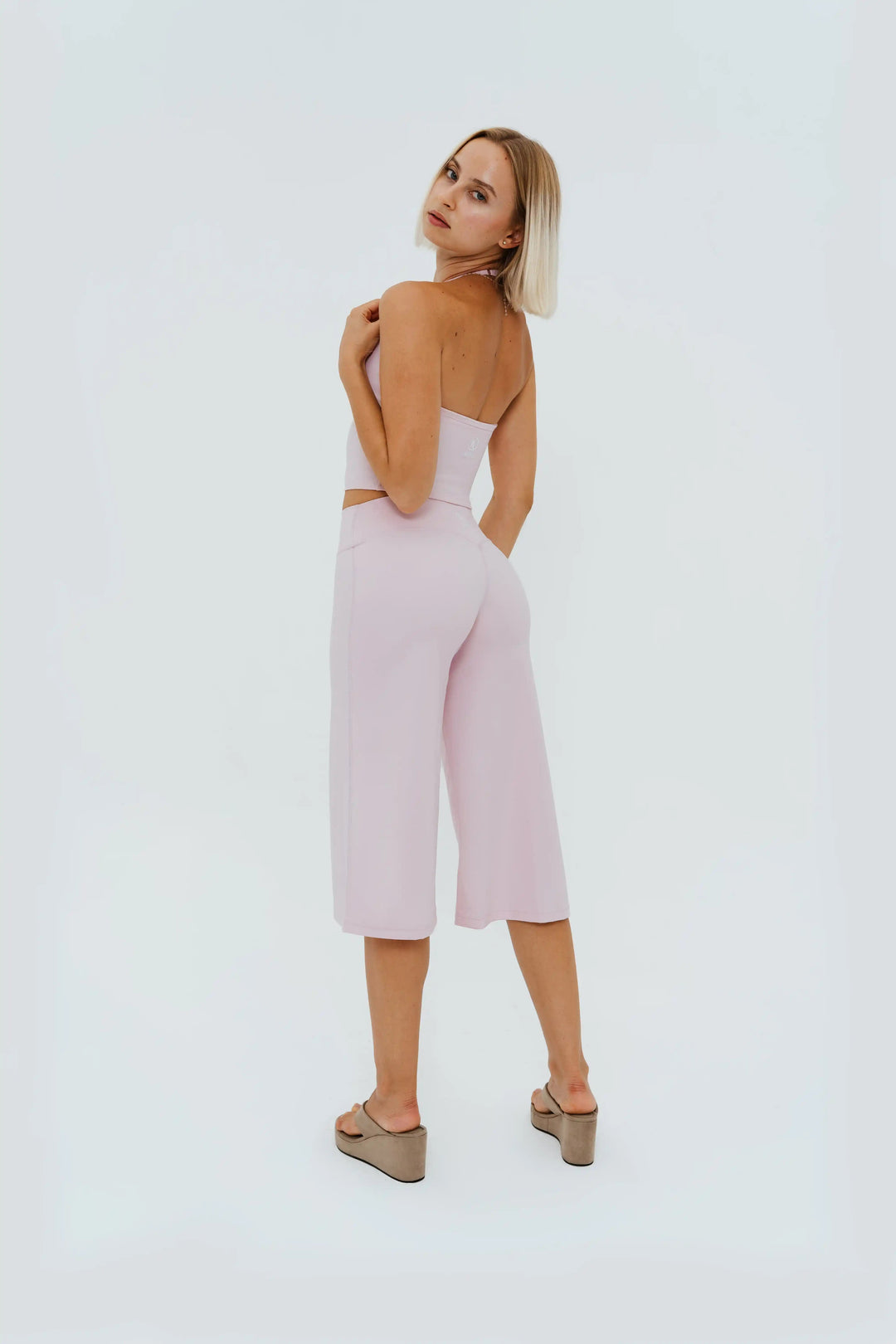 Sculpt Capri Flare Pants Kitty Activewear