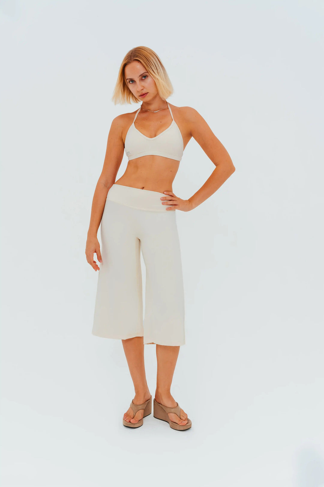 Sculpt Capri Flare Pants Kitty Activewear