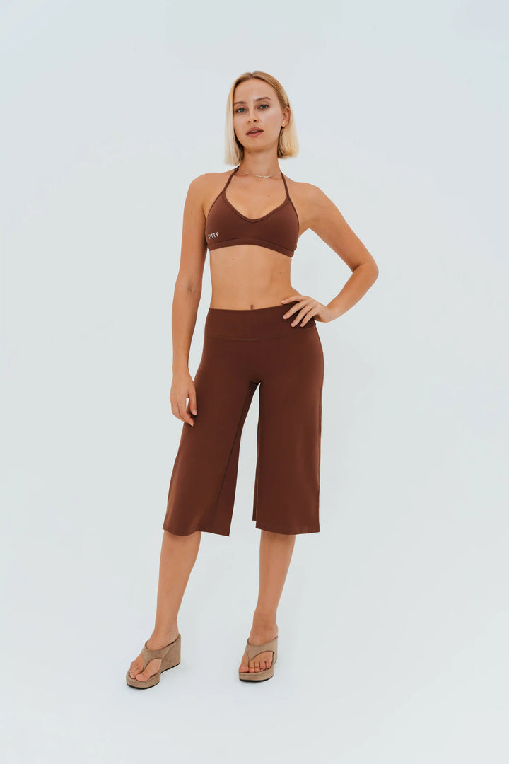 Sculpt Capri Flare Pants Kitty Activewear