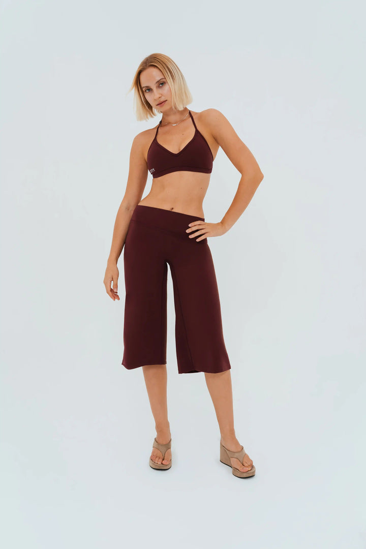 Sculpt Capri Flare Pants Kitty Activewear