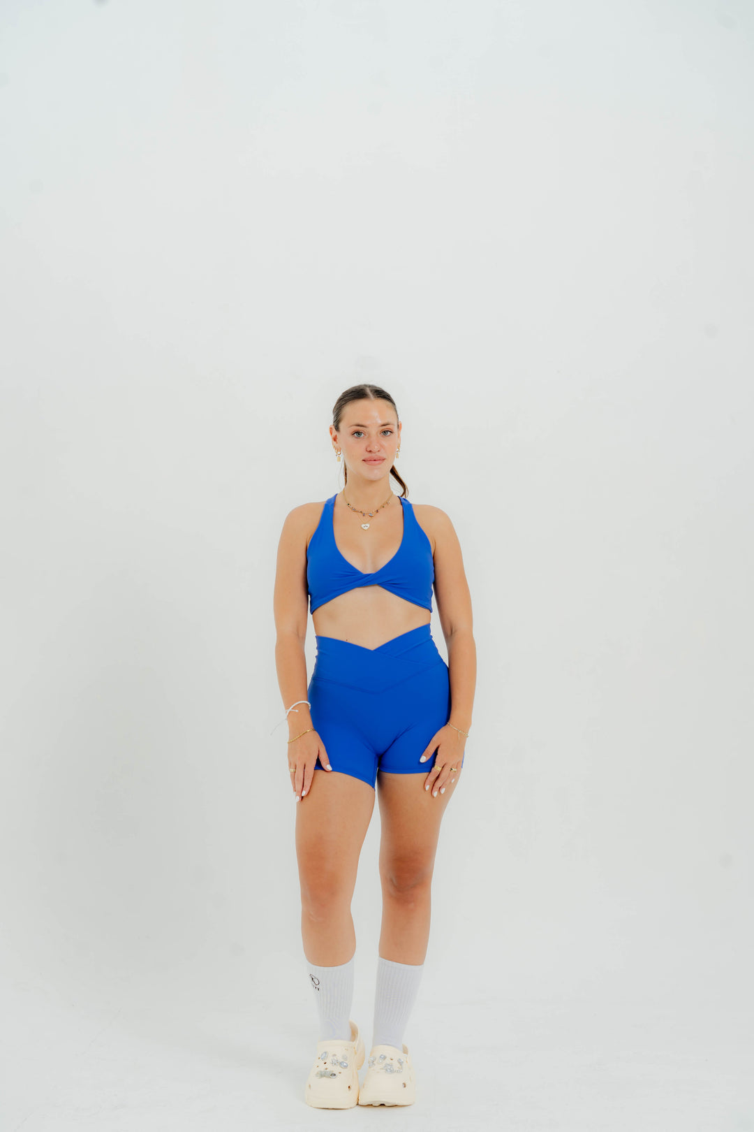 V Contour Short Kitty Activewear