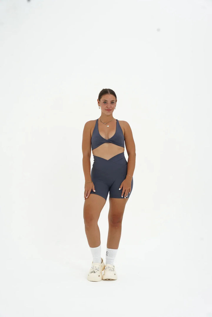 V Contour Short Kitty Activewear