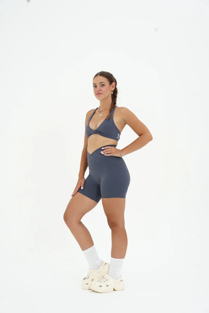 V Contour Short Kitty Activewear