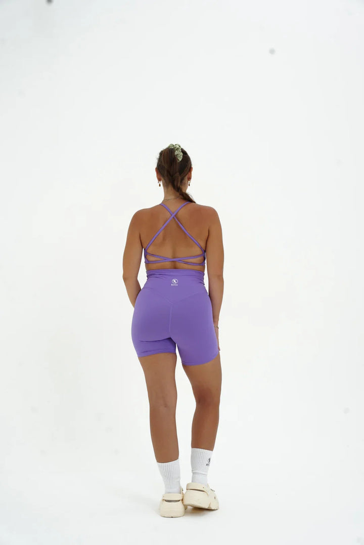 V Contour Short Kitty Activewear
