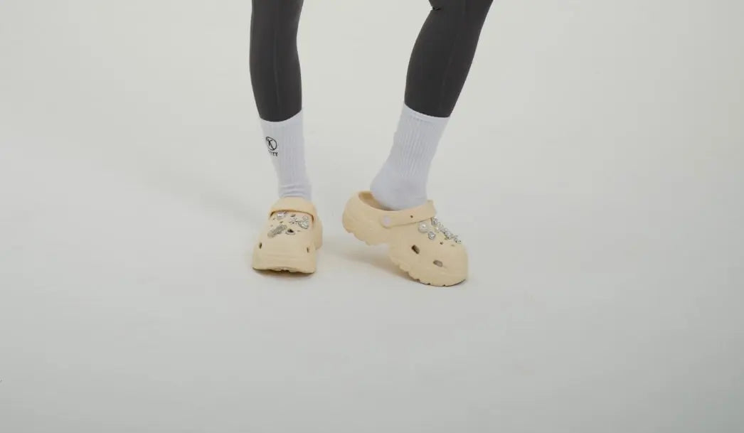 Lunar slides - Kitty Activewear